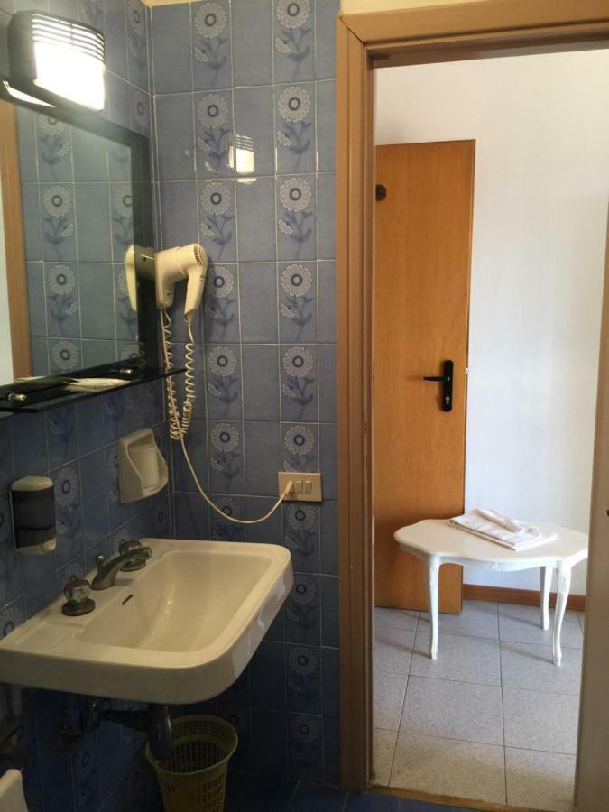 Hotel Sestriere К'янчіано-Терме Екстер'єр фото